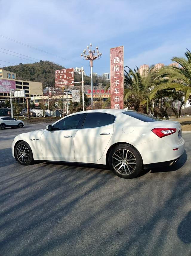 Maserati Ghibli