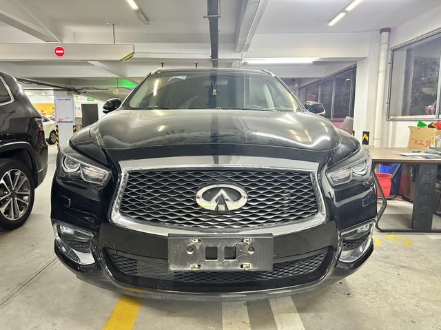 Infiniti QX60 (imported)