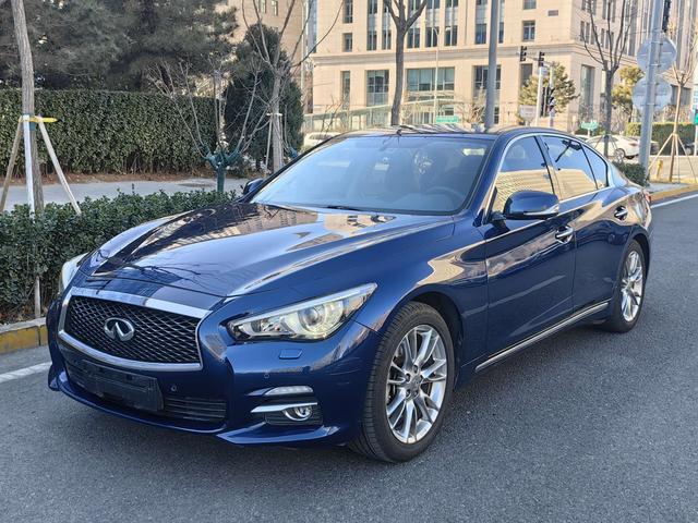 Infiniti Q50L