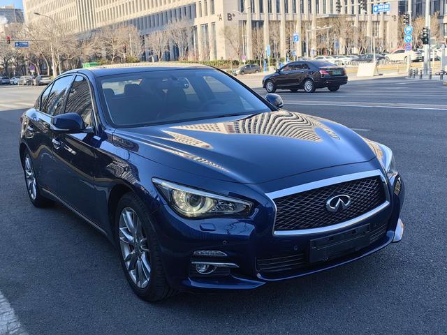 Infiniti Q50L