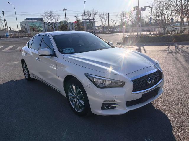 Infiniti Q50L