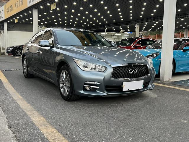 Infiniti Q50L