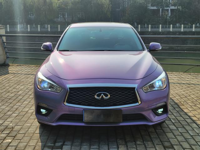 Infiniti Q50L