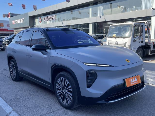 NIO ES7