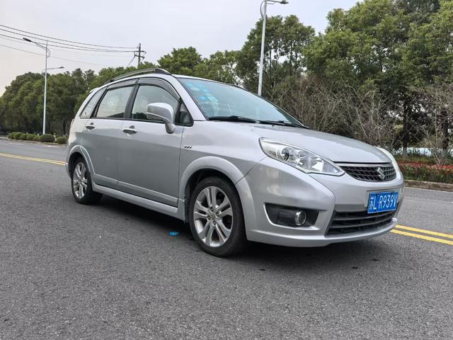 Suzuki Liana A6