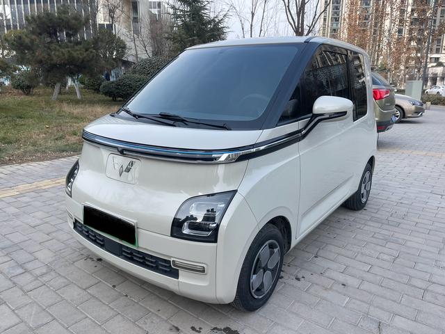 Wuling Air ev clear sky