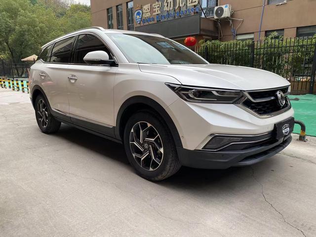 Dongfeng Fengshen AX7