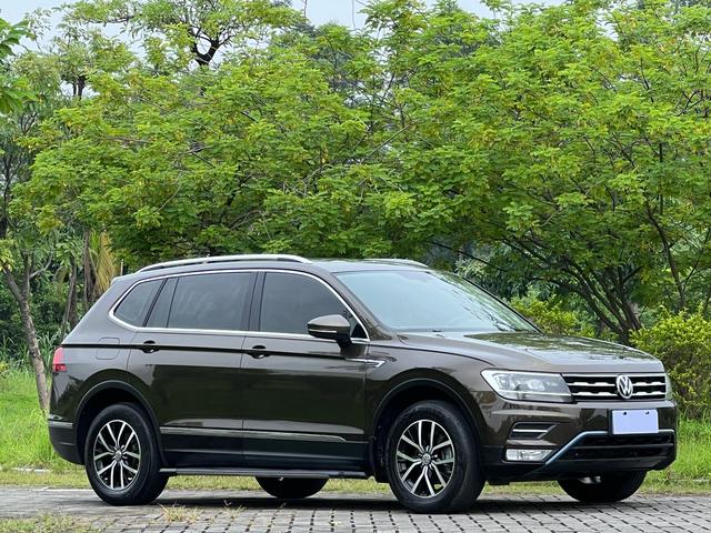 Volkswagen Tiguan L