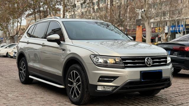 Volkswagen Tiguan L