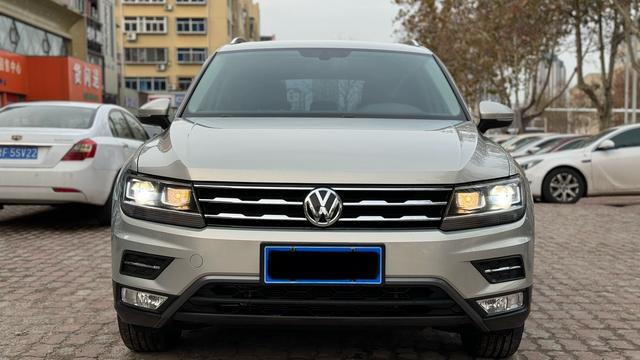 Volkswagen Tiguan L