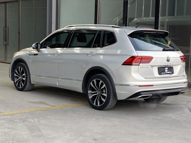 Volkswagen Tiguan L