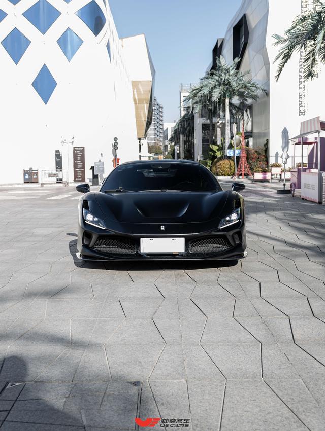 Ferrari F8