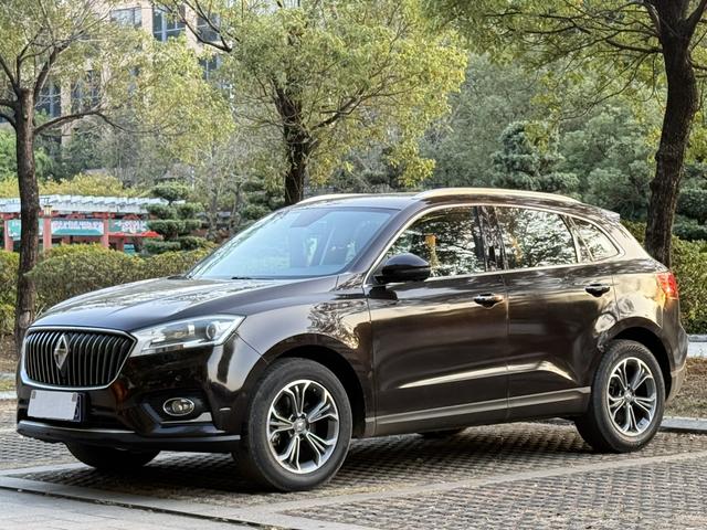 Borgward BX7