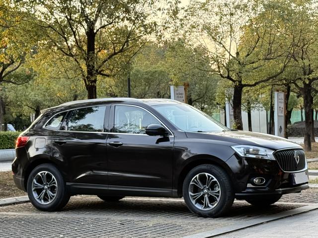 Borgward BX7