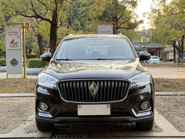 Borgward BX7