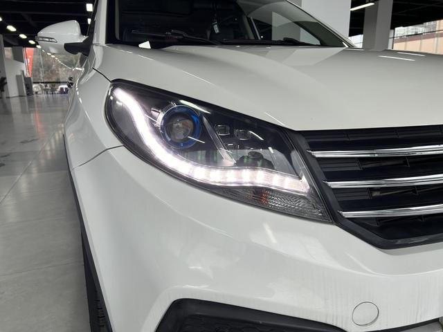 Dongfeng Fengon 580