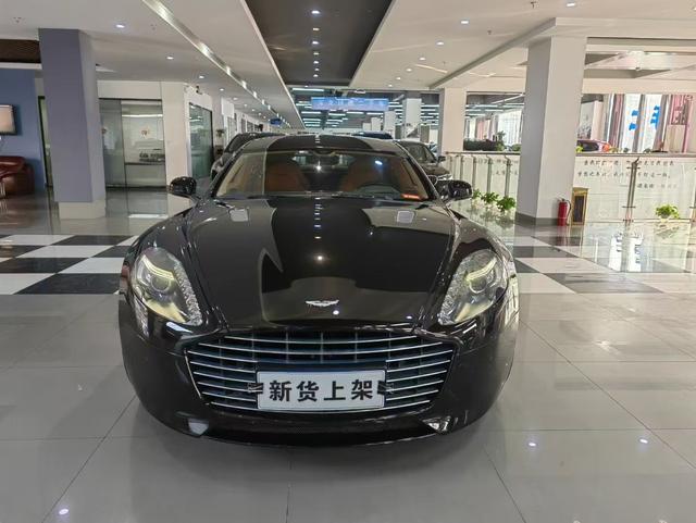 Aston Martin Rapide