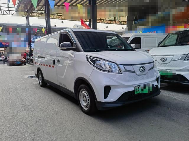 Maxus EV30