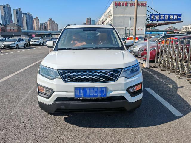 Oshan Changan Auchan CX70