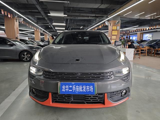 Lynk & Co 02 PHEV