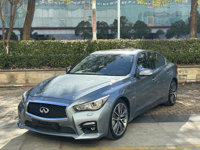 Infiniti Q50