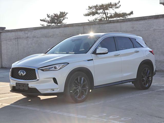 Infiniti QX50