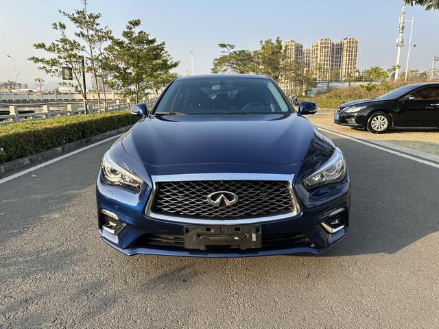 Infiniti Q50L