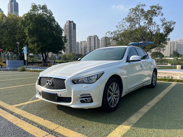 Infiniti Q50L