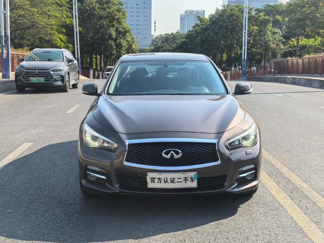 Infiniti Q50L