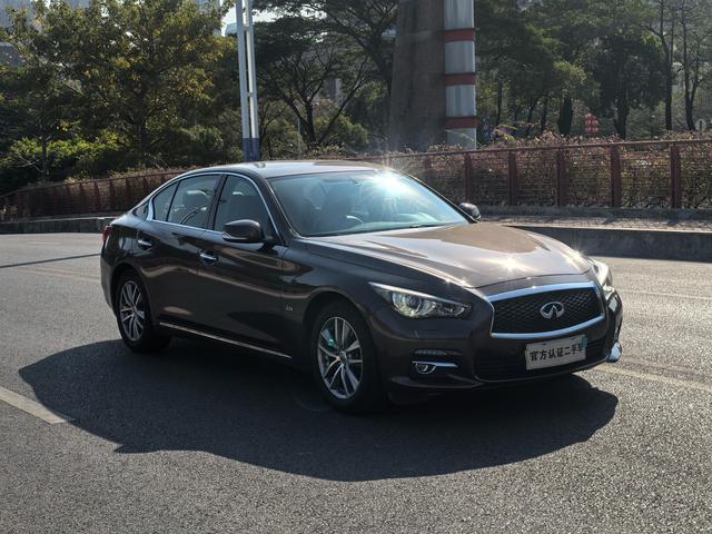 Infiniti Q50L