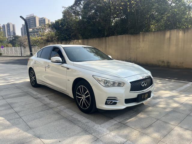 Infiniti Q50L