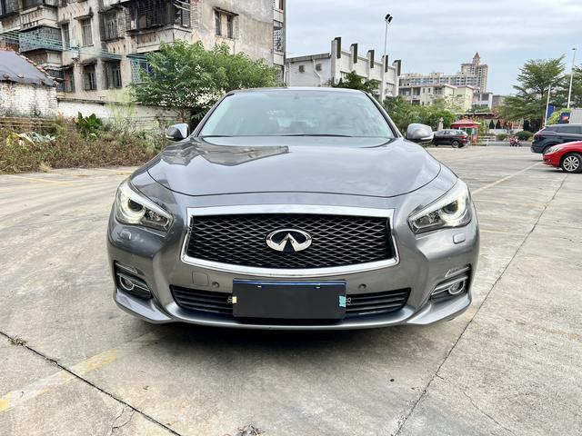 Infiniti Q50L