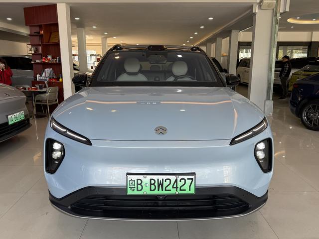 NIO ES6