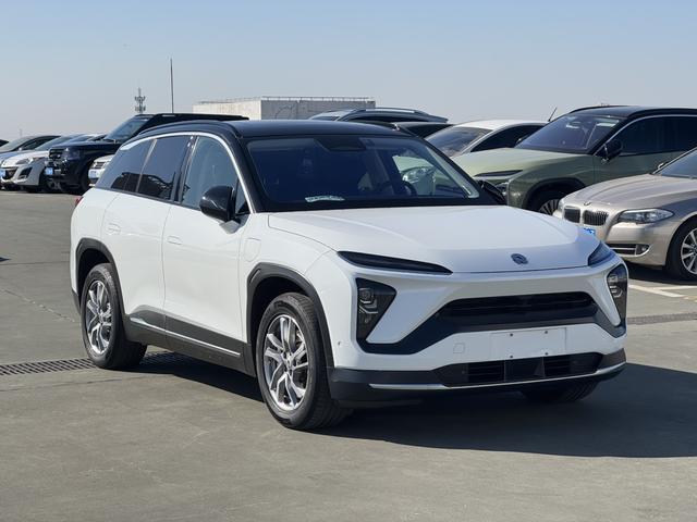 NIO ES6