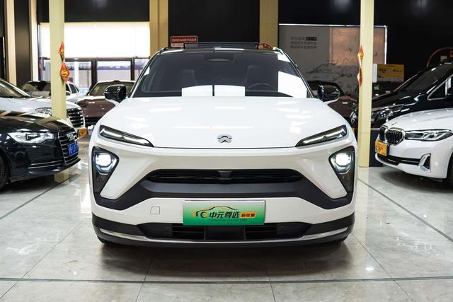 NIO ES6