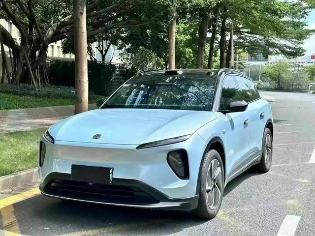 NIO ES6