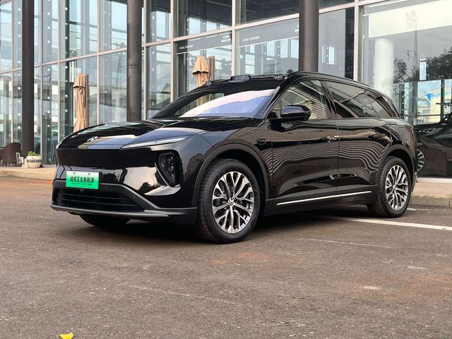 NIO ES6