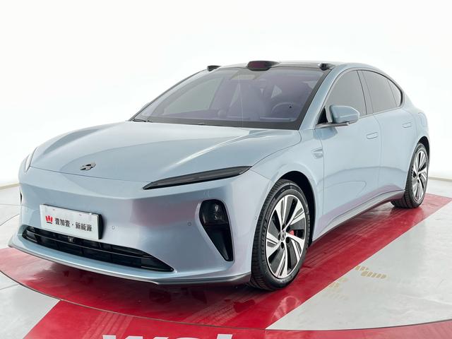 NIO ET5