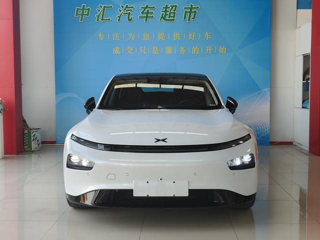 Xpeng P7