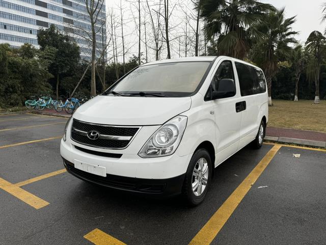 Hyundai H-1 Huiyi