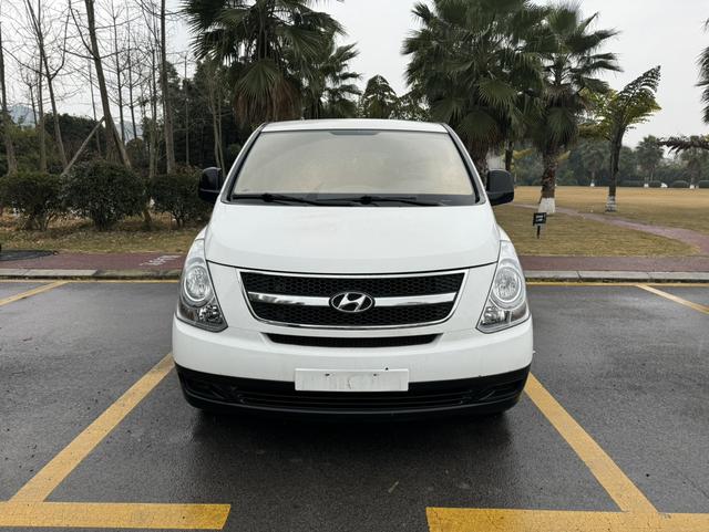 Hyundai H-1 Huiyi