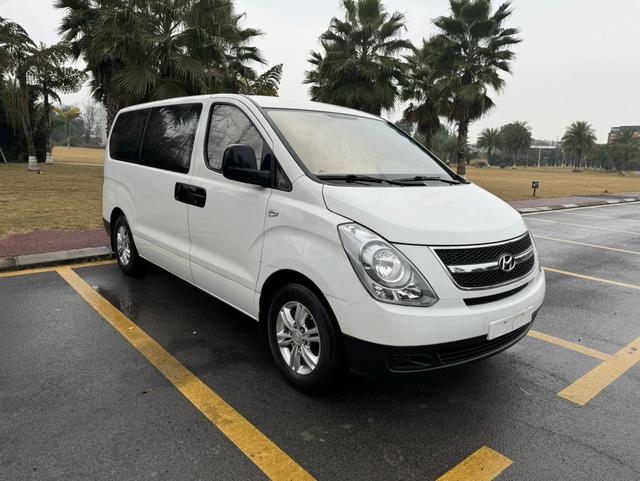 Hyundai H-1 Huiyi