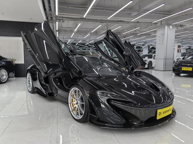 McLaren P1