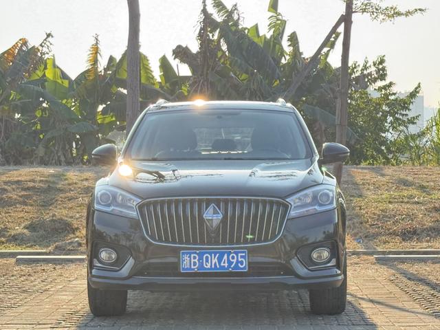 Borgward BX7