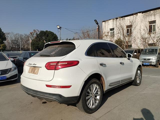 Zotye SR9