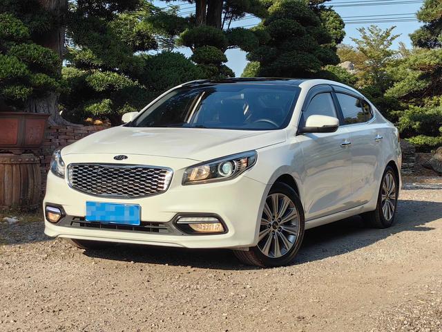 Kia K4