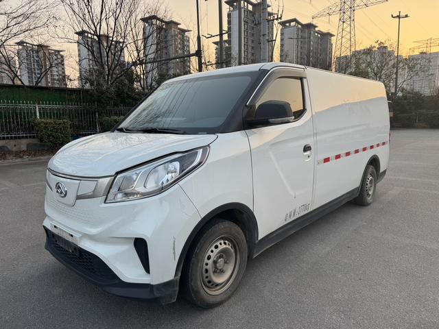 Maxus EV30