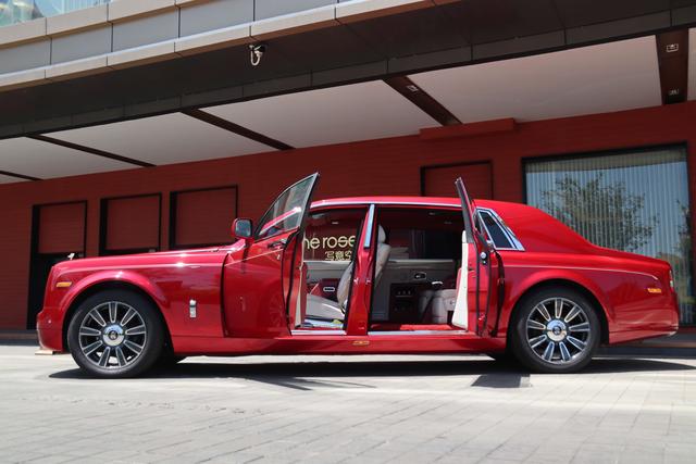 Rolls Royce Phantom