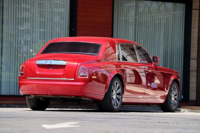 Rolls Royce Phantom