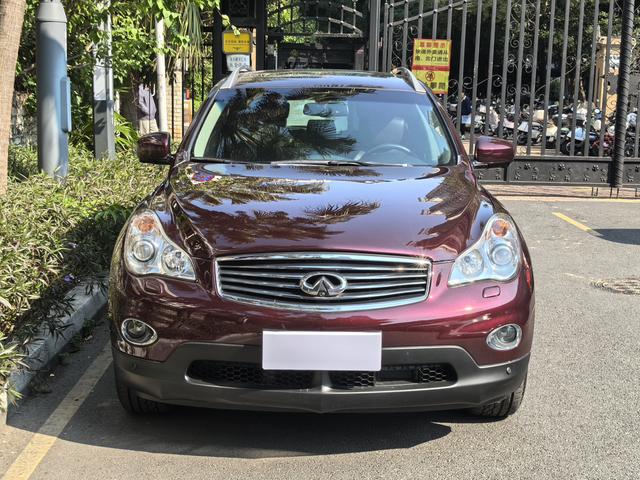 Infiniti QX50 (imported)